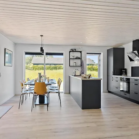 Сasa de vacaciones Pet Friendly In With Wifi Tranekær